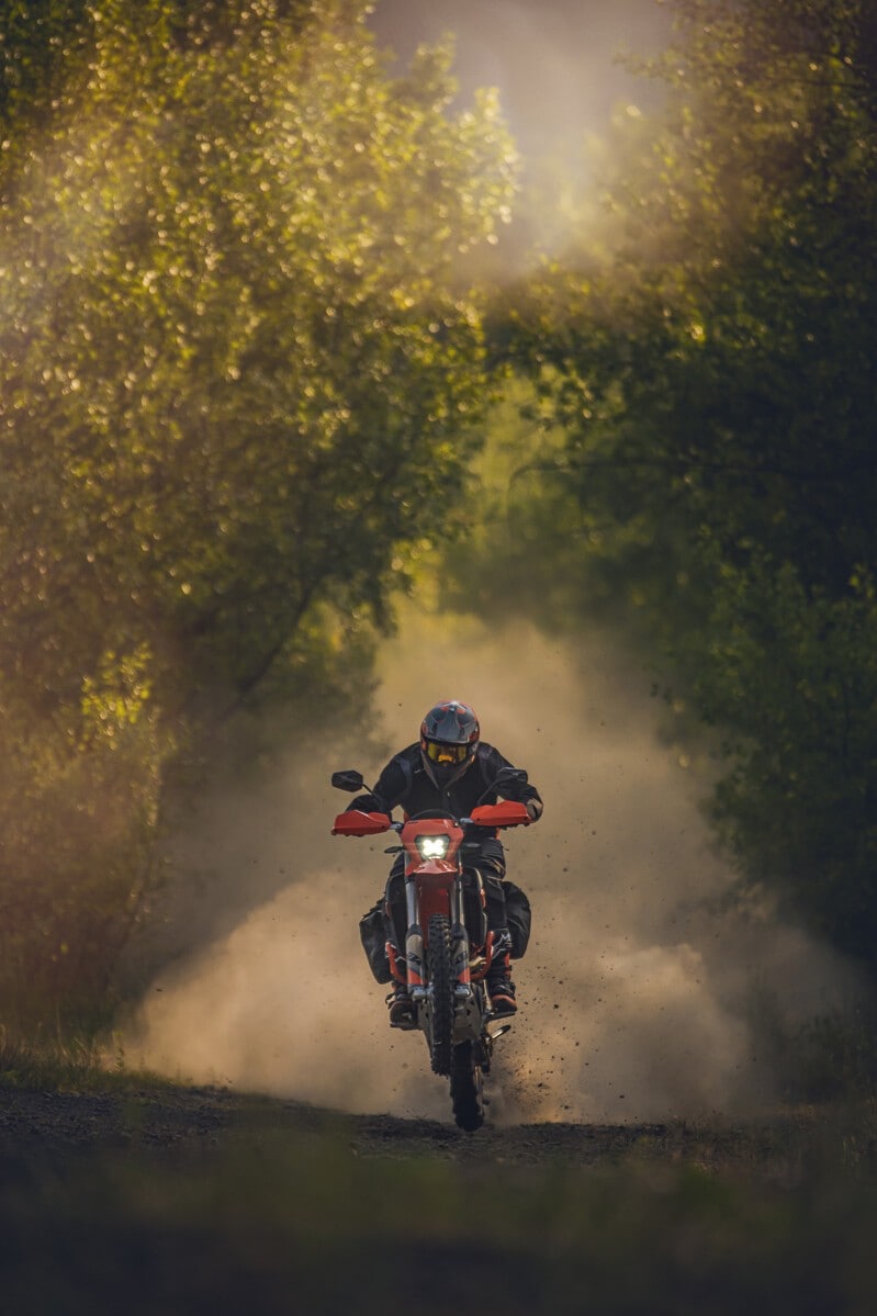 KTM 690 Enduro R e 690 SMC R: le novità per il 2023!